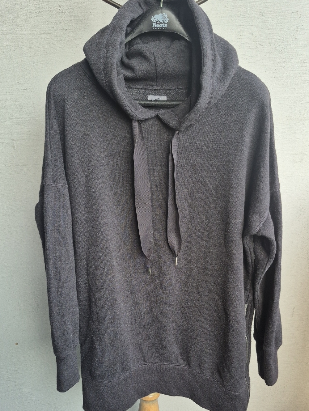 AERIE- HOODIE